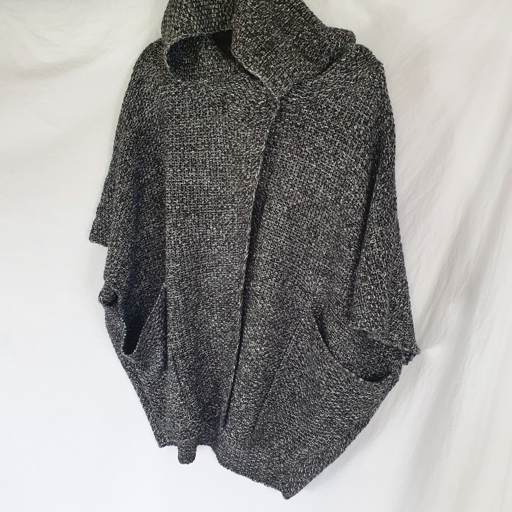 Short sleeve hooded cardigan tunic jacket - Picture 5 of 8